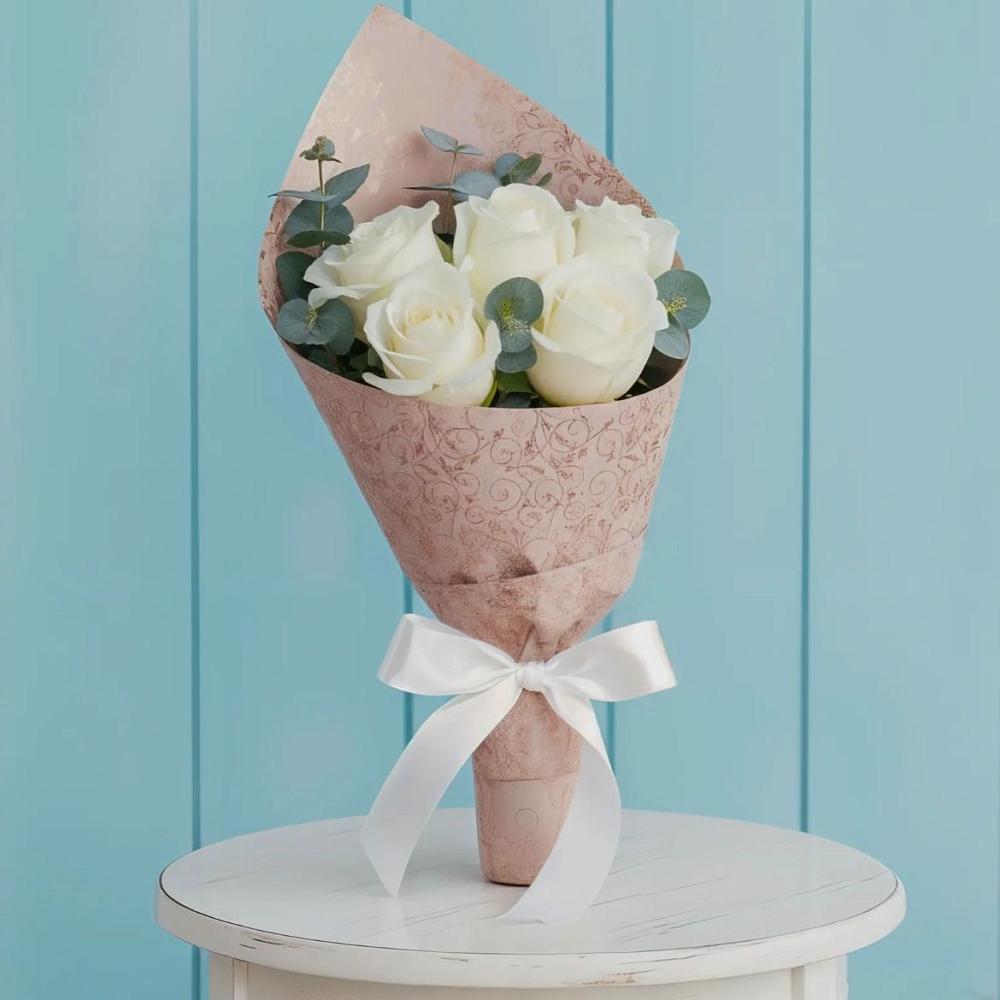 Букет цветов из: Розы в Большое Новосурино