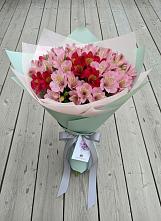 Букет цветов из:  Альстромерии в Большое Новосурино