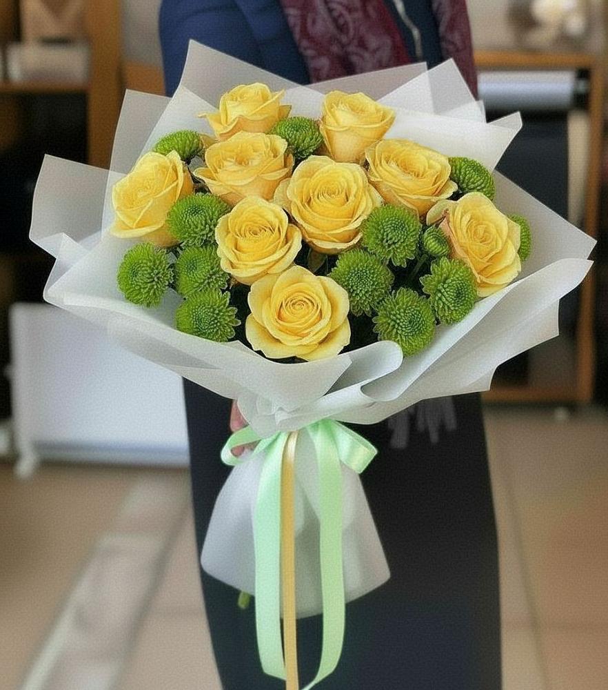 Букет цветов из: Хризантемы и Розы в Большое Новосурино