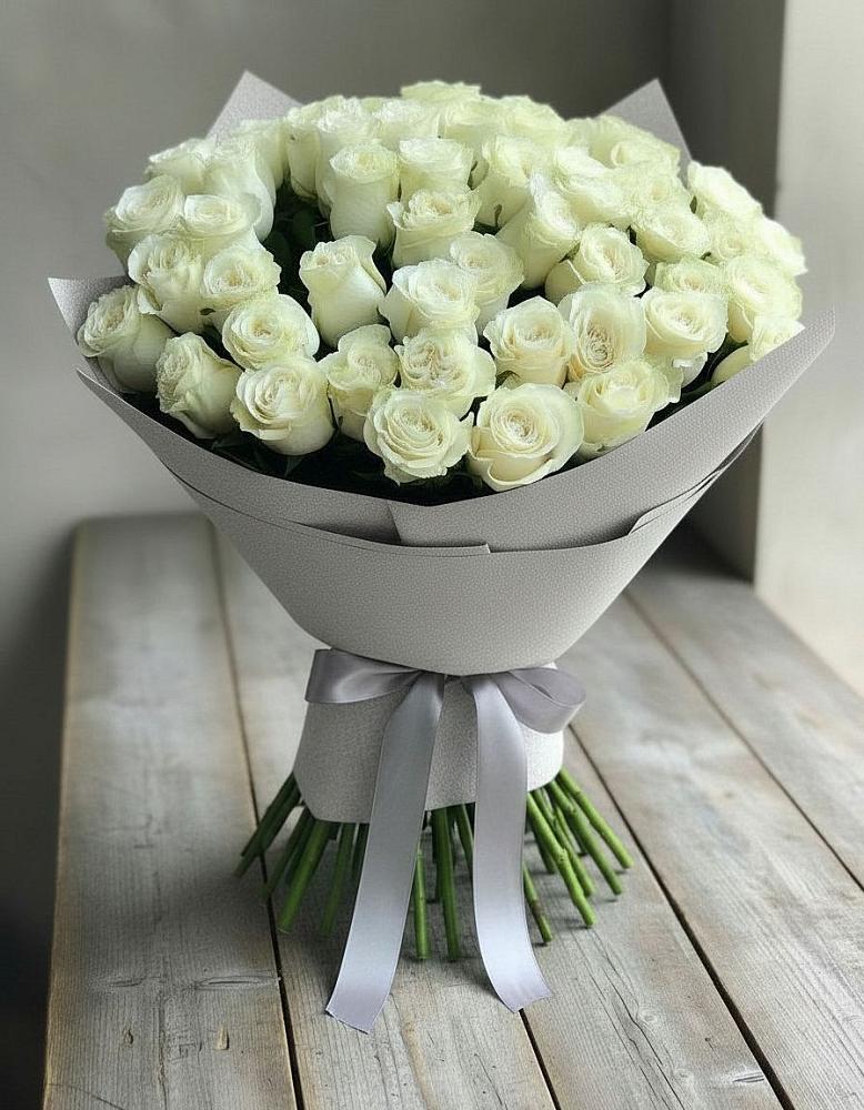 Букет 35 Белых роз в Большое Новосурино