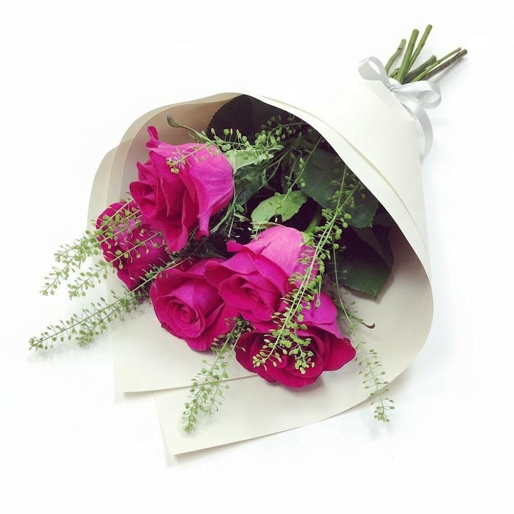 Букет цветов из: Розы в Большое Новосурино