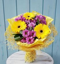 Букет цветов из:  Хризантемы и Герберы в Большое Новосурино