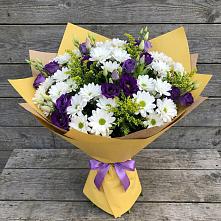 Букет цветов из:  Ирисы, Хризантемы и Ромашки в Большое Новосурино