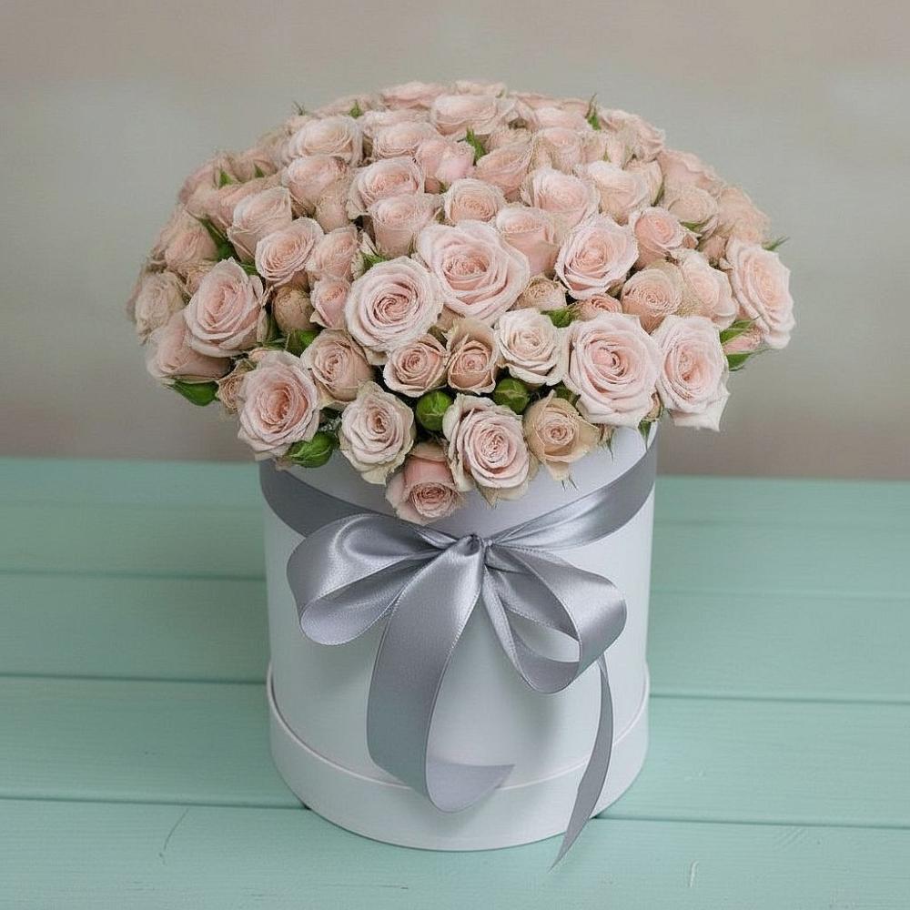 Цветочная композиция из Розы в шляпной коробке в Большое Новосурино