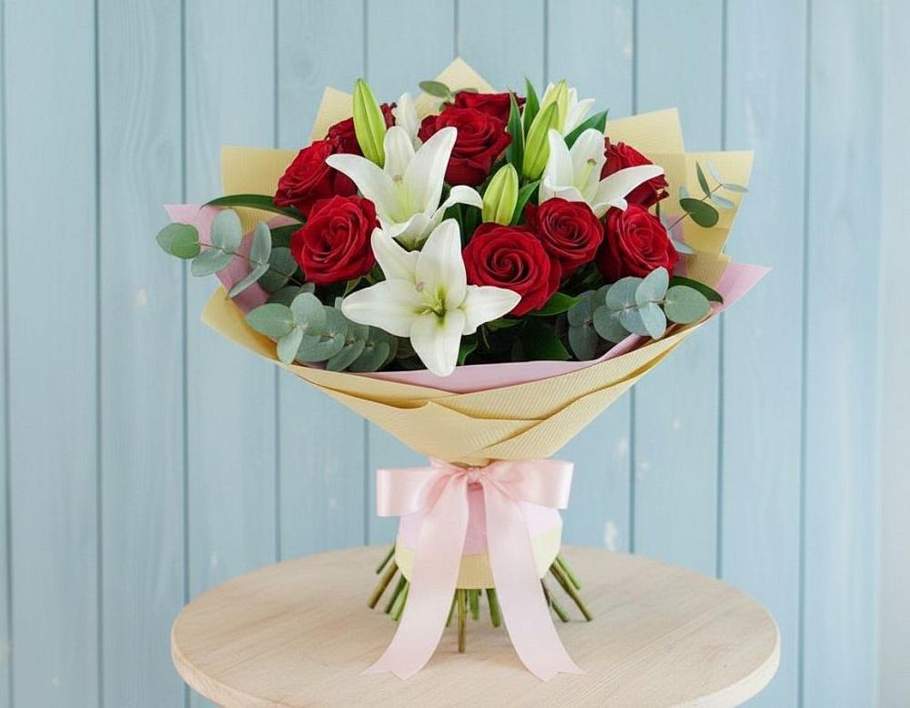Букет цветов из: Лилии и Розы в Большое Новосурино